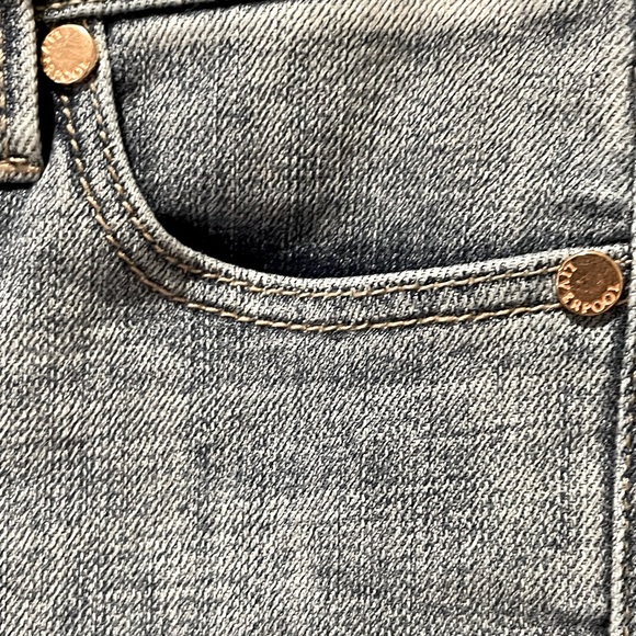 Liverpool crop flare jeans - Picture 7 of 13